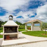 Semesterbostad Selar Motovun